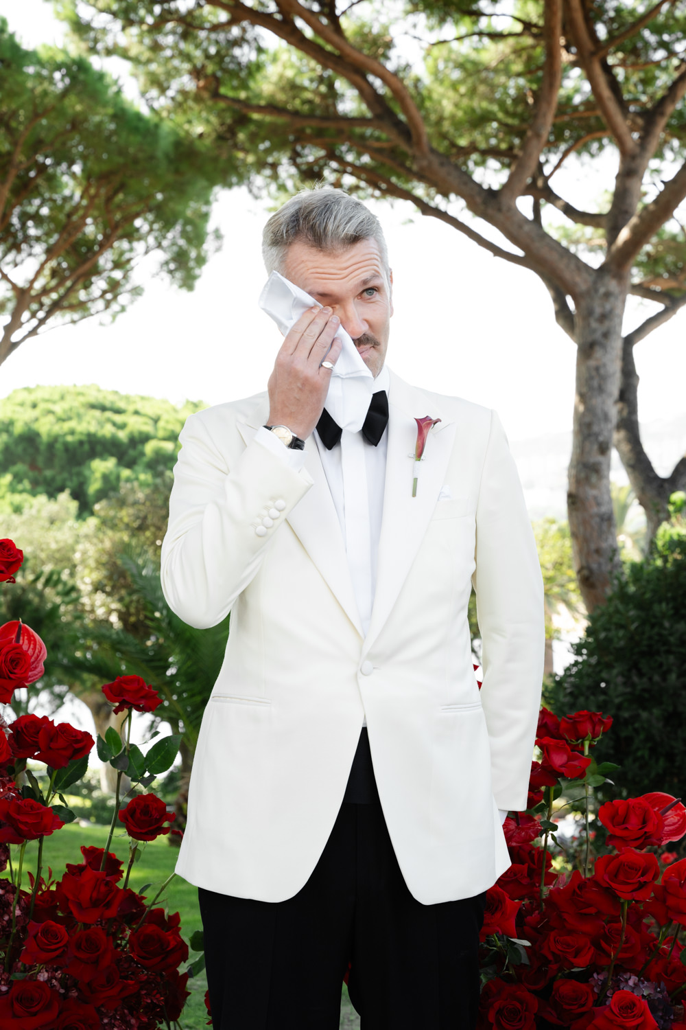 Luxury-Red-Wedding-Spain-La-Gatina-Barcelona-Lea-Evrevin-Wedding-Photographer-26